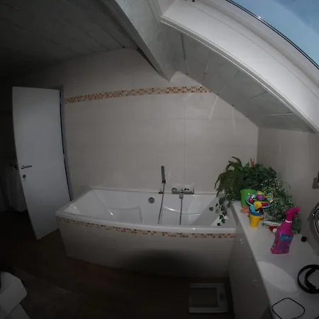 Maison Entiere 5 Adultes A 8 Personnes فيلة